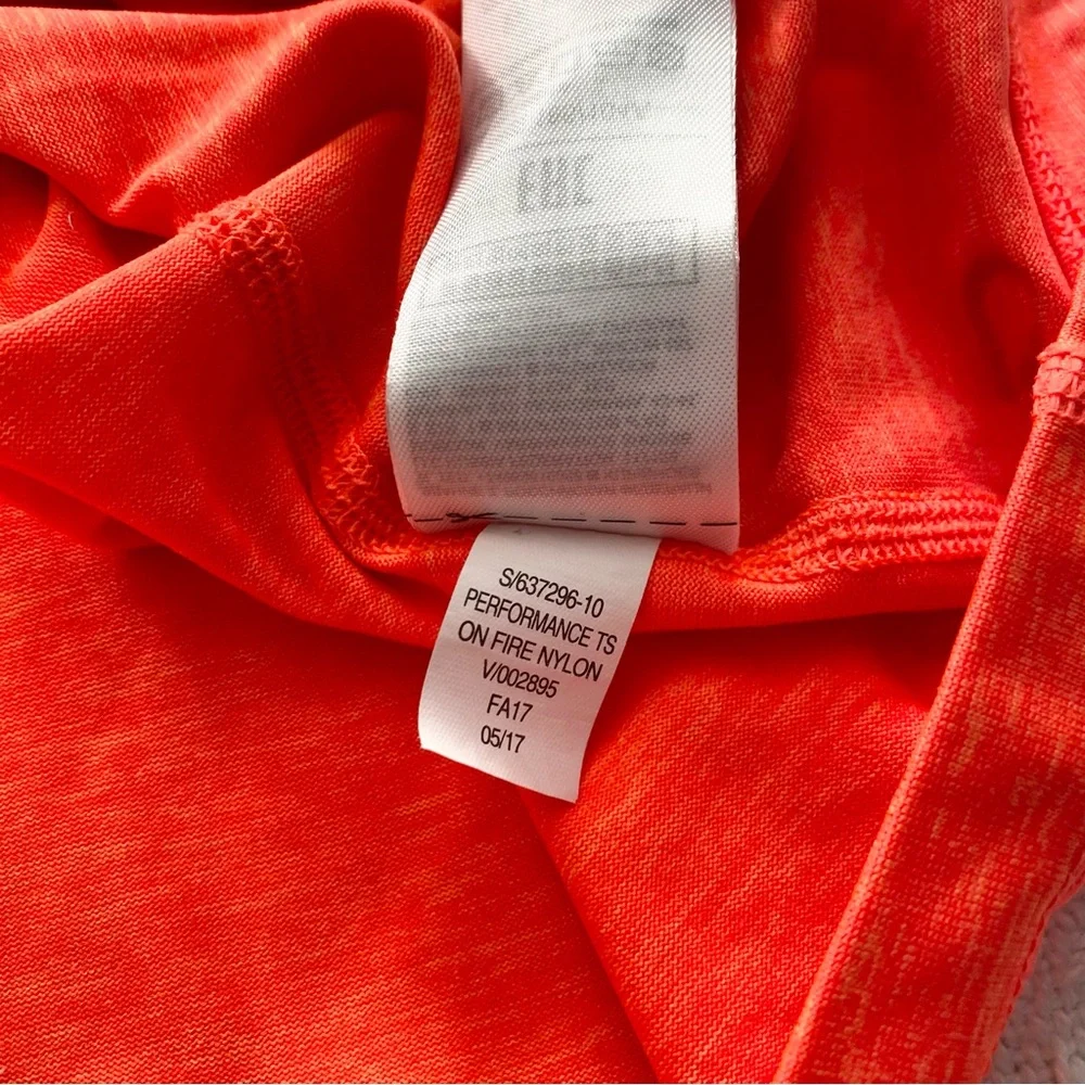 GAP Men's Bright Orange Short Sleeve Tee